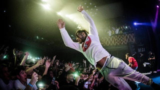 Rapper Tekashi 6ix9ine testifies that Cardi B and Jim Jones are both members of the Bloods